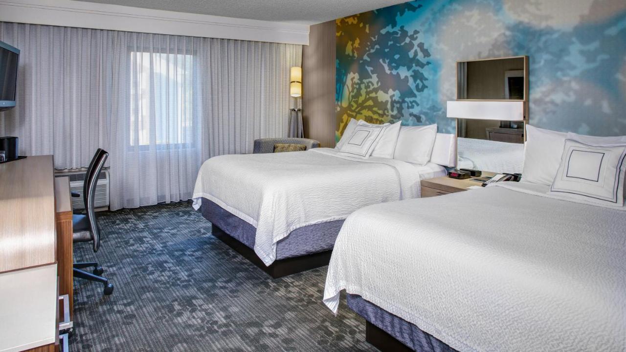 Courtyard By Marriott Cleveland Westlake Exterior photo